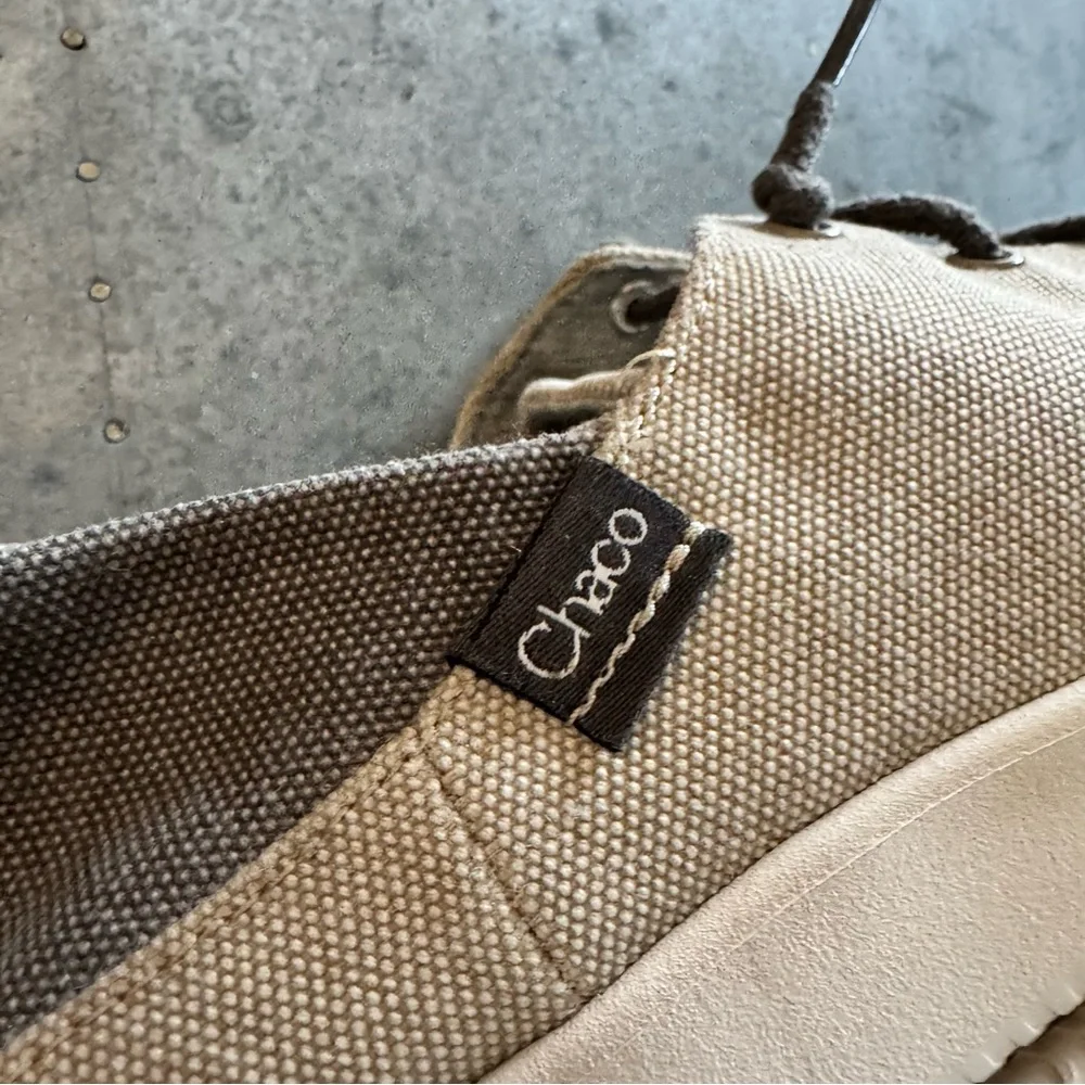 Men’s Chaco Size 8 Tan Beige Chillos Slip On Shoes